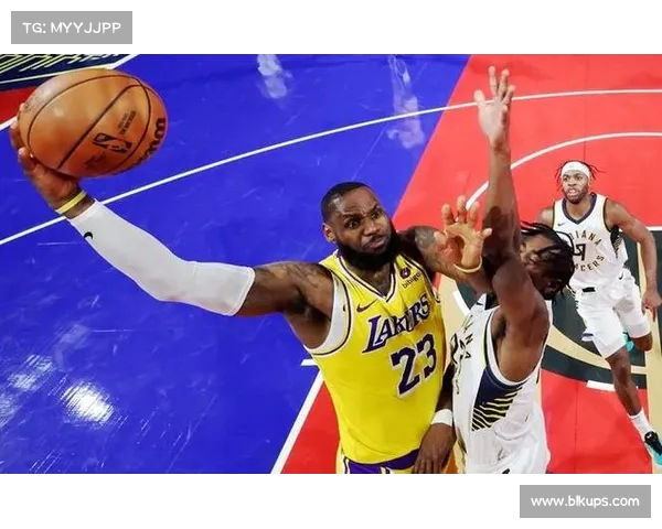 NBA最新动态:詹姆斯重返赛场勇士快船激战 正面对决展现联盟新格局 NBA最新动态:詹姆斯重返赛场勇士快船激战 正面对决展现联盟新格局